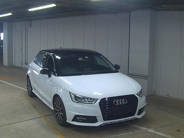 532 AUDI A1 8XCHZ 2018 г. (ZIP Osaka)