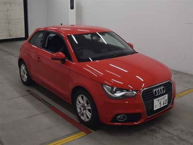 70260 AUDI A1 8XCAX 2011 г. (MIRIVE Osaka)