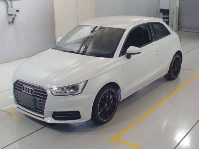 90406 AUDI A1 8XCHZ 2016 г. (CAA Chubu)