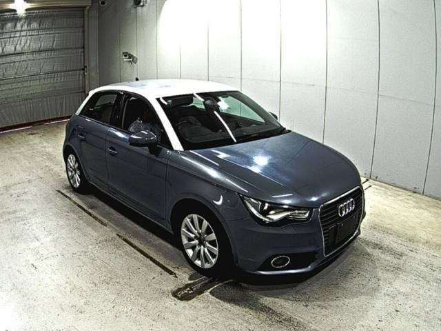 9052 AUDI A1 8XCAX 2012 г. (LAA Okayama)