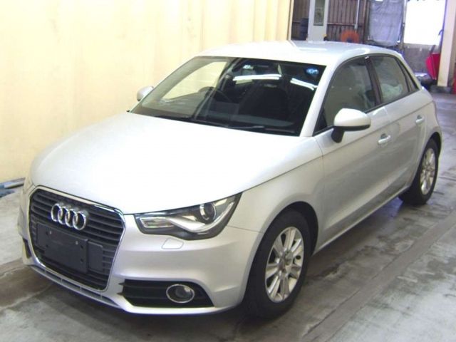 70232 AUDI A1 8XCAX 2013 г. (TAA Tohoku)