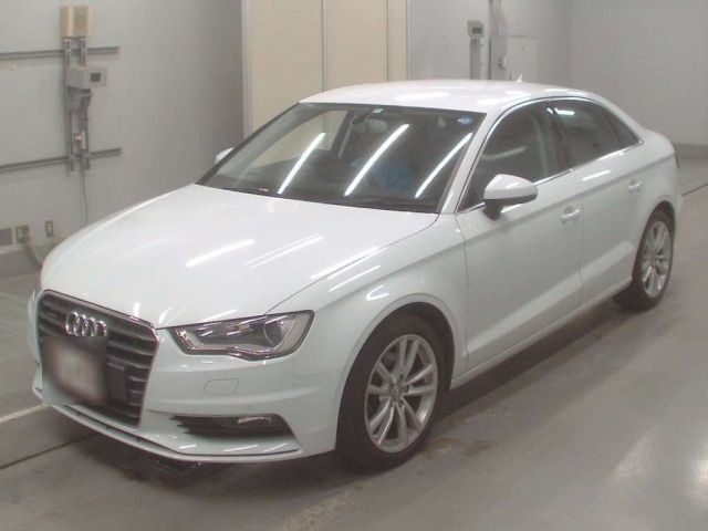 10094 AUDI A3 8VCJSL 2014 г. (CAA Tokyo)