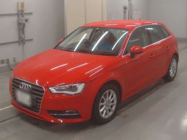 10111 AUDI A3 8VCXS 2015 г. (CAA Tokyo)