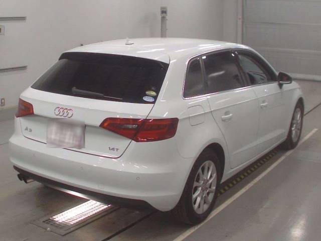 10237 AUDI A3 8VCXS 2014 г. (CAA Tokyo)