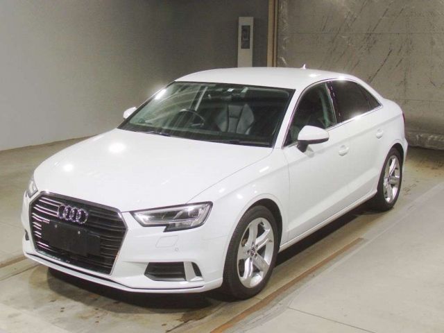 32018 AUDI A3 8VCXSL 2018 г. (TAA Kinki)