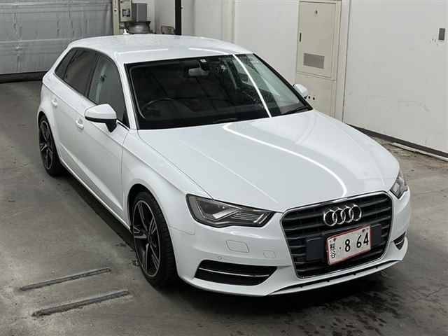 35098 AUDI A3 8VCXS 2016 г. (MIRIVE Saitama)