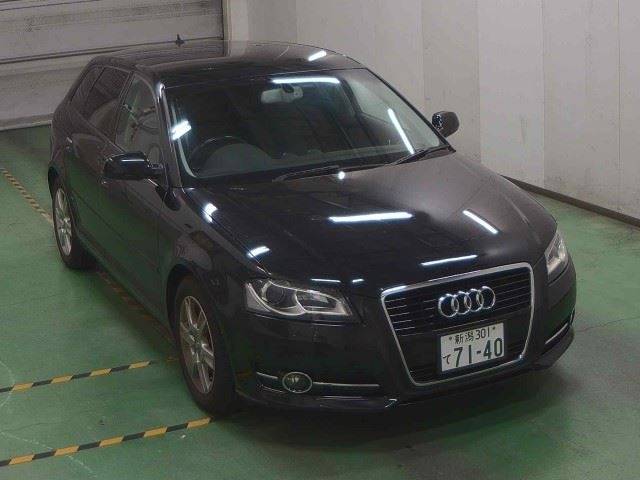 3514 AUDI A3 8PCAX 2011 г. (JU Niigata)