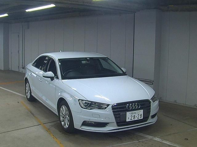 549 AUDI A3 8VCXSL 2015 г. (ZIP Osaka)