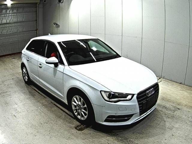 4293 AUDI A3 8VCXS 2014 г. (LAA Okayama)