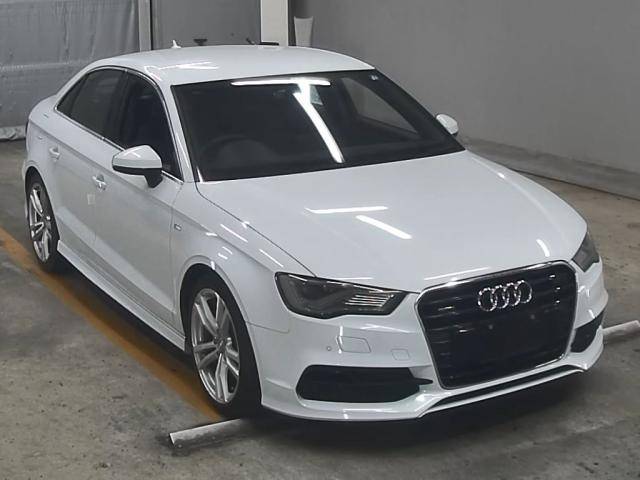 432 AUDI A3 8VCJSL 2014 г. (ZIP Tokyo)