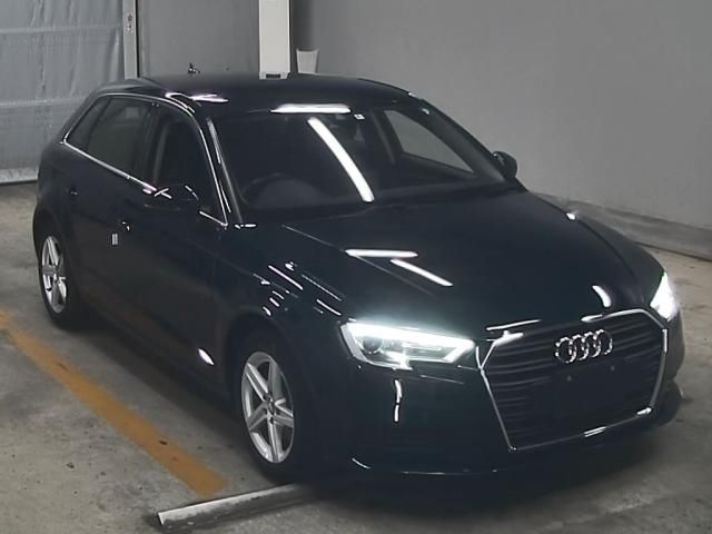 476 AUDI A3 8VCXS 2018 г. (ZIP Tokyo)