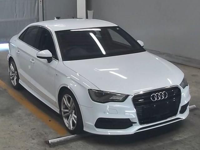 551 AUDI A3 8VCJSL 2014 г. (ZIP Tokyo)