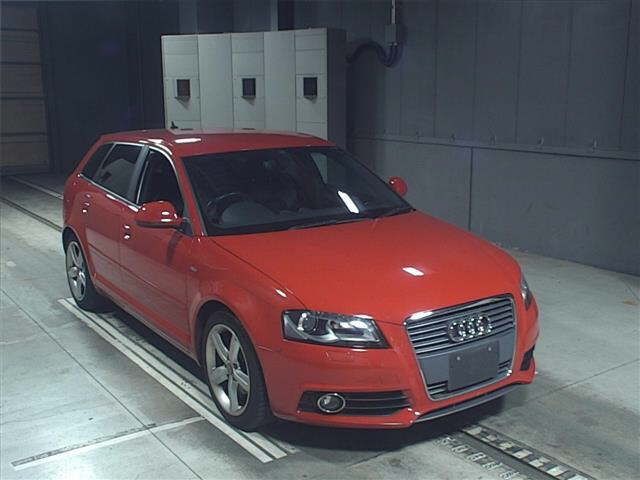 70037 AUDI A3 8PCAX 2010 г. (JU Gifu)