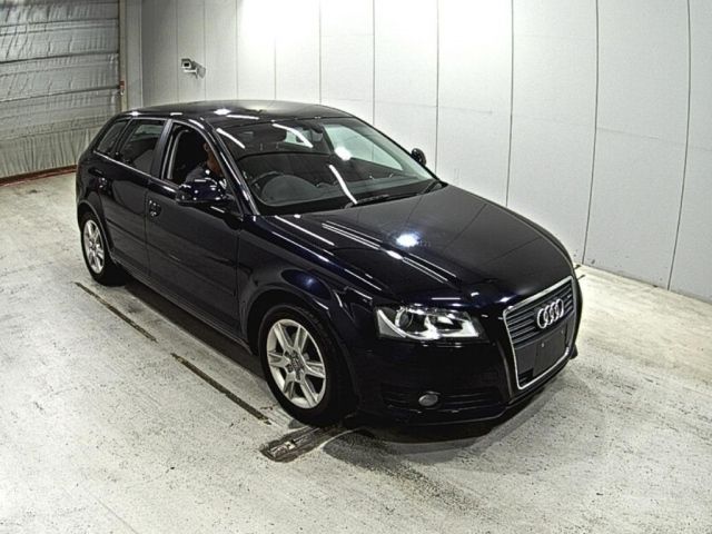 2180 AUDI A3 8PCAX 2010 г. (LAA Okayama)