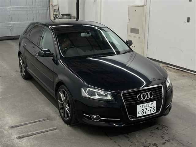 35046 AUDI A3 8PCAX 2010 г. (MIRIVE Saitama)