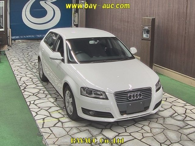 127 AUDI A3 8PCAX 2010 г. (BAYAUC)