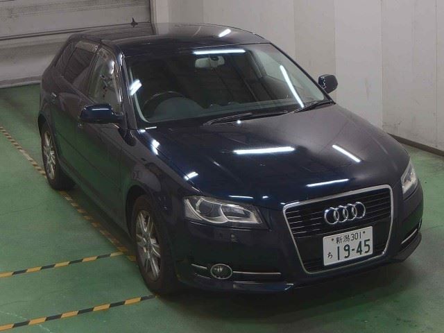 1536 AUDI A3 8PCAX 2010 г. (JU Niigata)