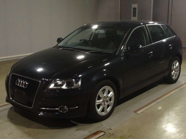 5006 AUDI A3 8PCDA 2011 г. (TAA Hyogo)