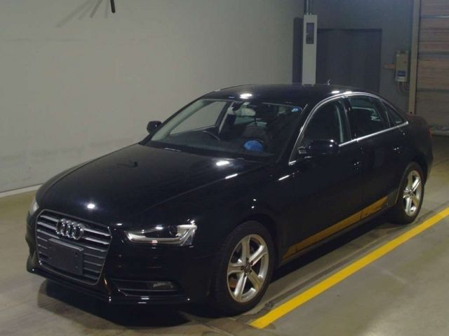 5032 AUDI A4 8KCDN 2013 г. (TAA Yokohama)