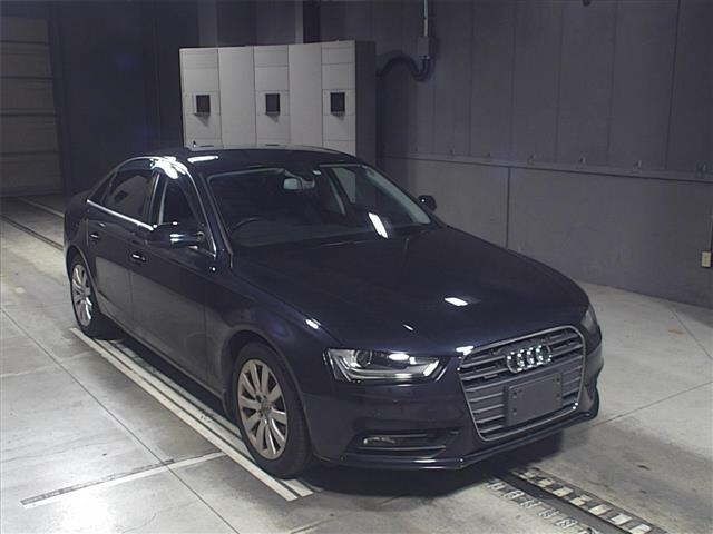 8239 AUDI A4 8KCDNF 2015 г. (JU Gifu)