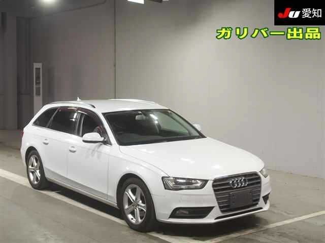 136 AUDI A4 8KCDN 2012 г. (JU Aichi)