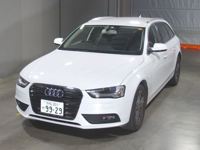 5001 AUDI A4 8KCDN 2014 г. (SAA Hamamatsu)