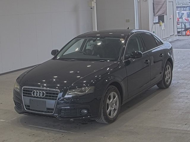 20166 AUDI A4 8KCDH 2010 г. (ARAI Oyama VT)