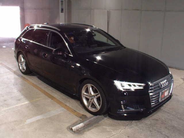 93 AUDI A4 8WCVK 2017 г. (JU Fukuoka)