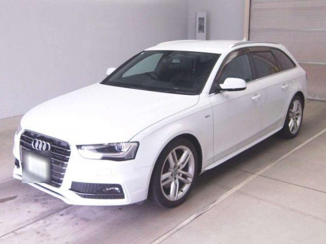 70098 AUDI A4 8KCDN 2015 г. (TAA Kantou)