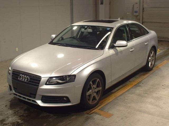 5035 AUDI A4 2010 г. (TAA Kyushu)