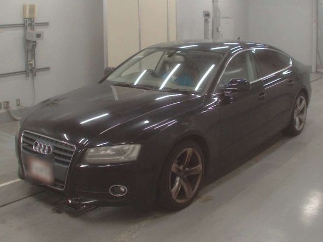 60499 AUDI A5 2011 г. (CAA Tokyo)