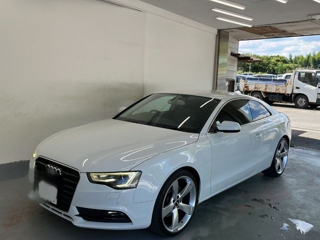 7011 AUDI A5 8TCDNF 2012 г. (KCAA Kyoto)