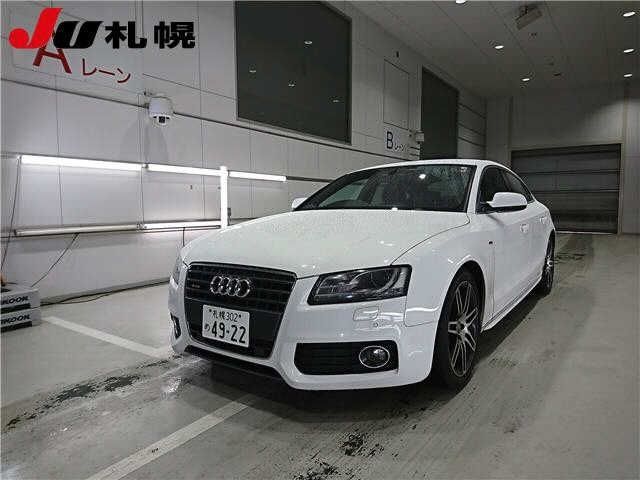 163 AUDI A5 8TCDNL 2010 г. (JU Hokkaido)