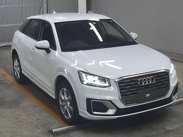 304 AUDI Q2 GACHZ 2018 г. (ZIP Tokyo)