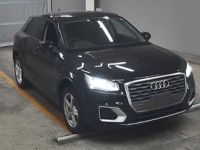 467 AUDI Q2 GACHZ 2017 г. (ZIP Tokyo)