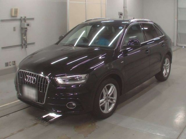 60604 AUDI Q3 2015 г. (CAA Tokyo)