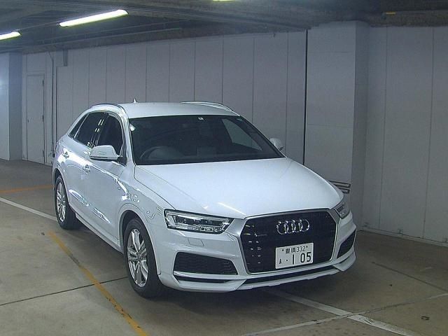 547 AUDI Q3 8UCULB 2018 г. (ZIP Osaka)