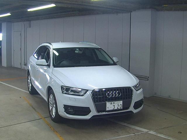 542 AUDI Q3 8UCPSF 2013 г. (ZIP Osaka)