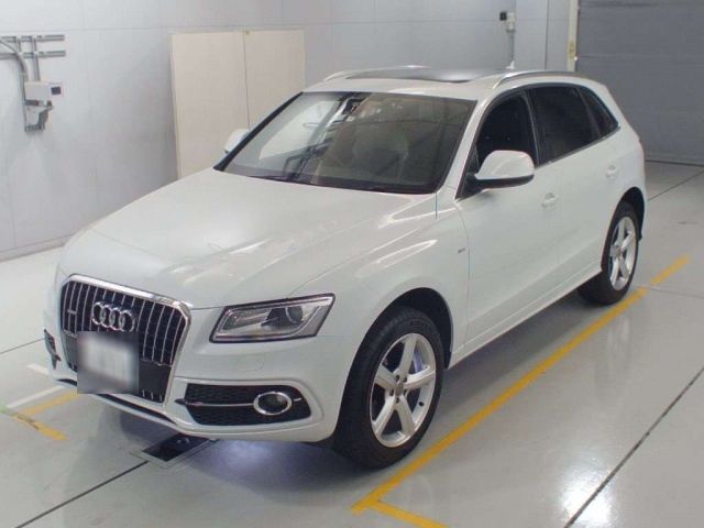 30490 AUDI Q5 8RCNCF 2013 г. (CAA Chubu)