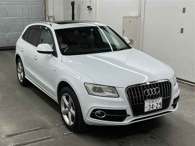 35041 AUDI Q5 8RCNCF 2013 г. (MIRIVE Saitama)