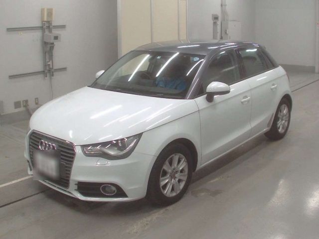 10057 Audi A1 8XCAX 2013 г. (CAA Tokyo)