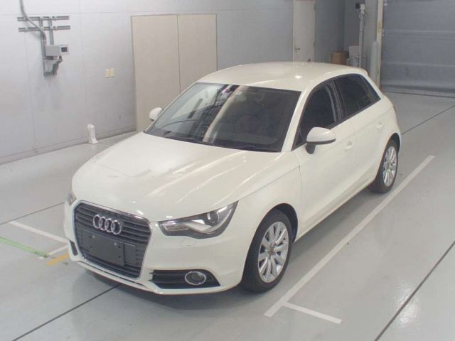 10096 Audi A1 8XCAX 2012 г. (CAA Chubu)