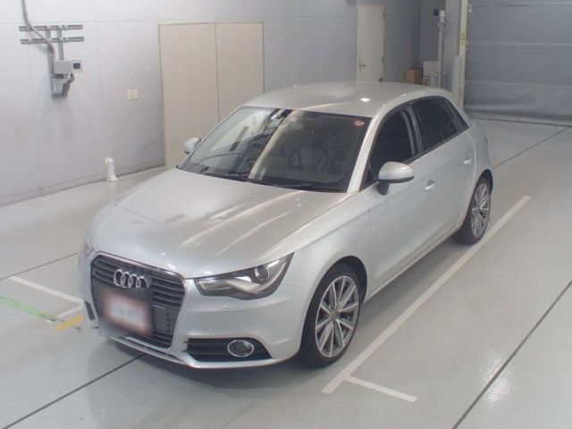 10300 Audi A1 8XCAX 2013 г. (CAA Chubu)