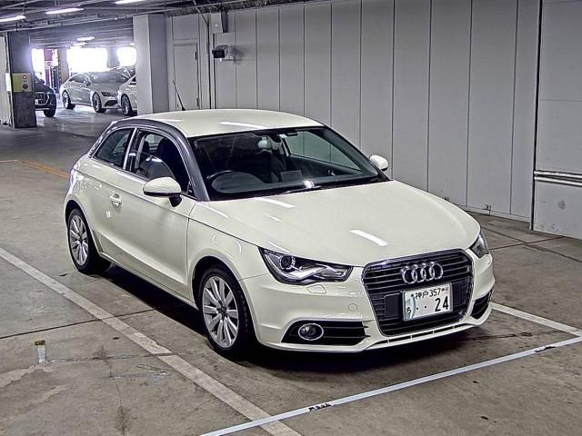 29 Audi A1 8XCAX 2011 г. (ZIP Osaka)