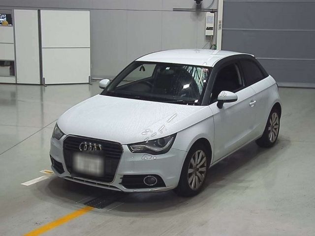 30005 Audi A1 8XCAX 2014 г. (CAA Chubu)