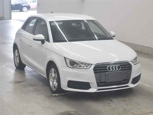 40010 Audi A1 8XCHZ 2016 г. (MIRIVE Aichi)