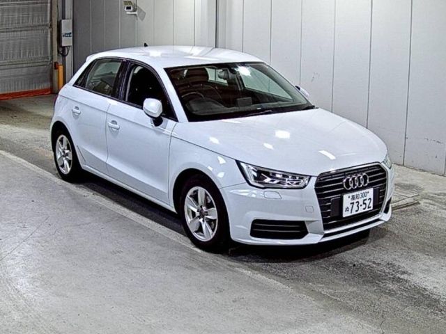 5082 Audi A1 8XCHZ 2015 г. (LAA Shikoku)