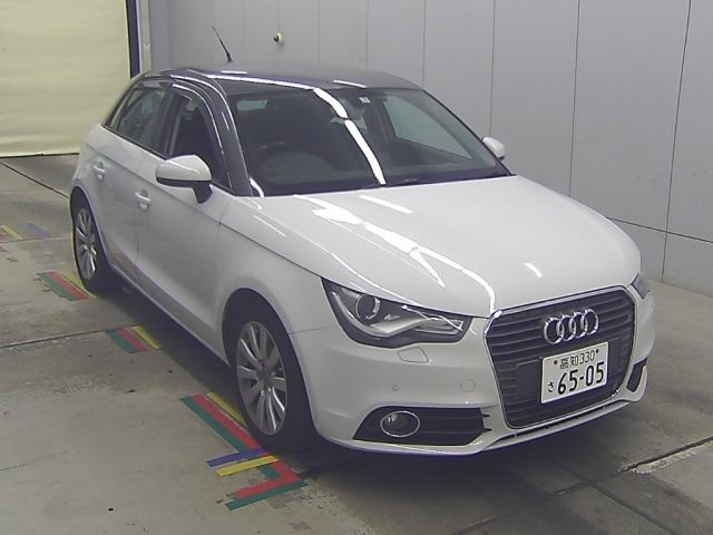 70056 Audi A1 8XCAX 2012 г. (Honda Kansai)