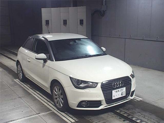 70402 Audi A1 8XCAX 2011 г. (JU Gifu)