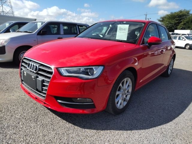 10141 Audi A3 8VCXS 2014 г. (LUM Tokyo Nyusatsu)